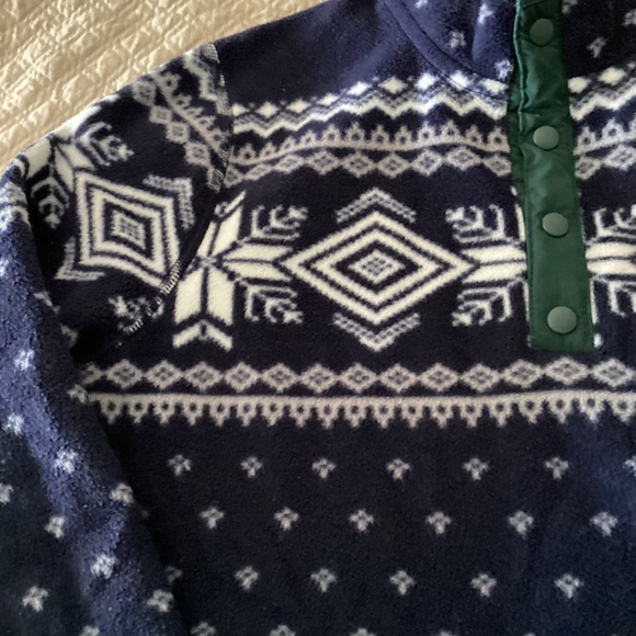 Vineyard vines boys size 16 fleece sweater snowflake theme - Picture 7 of 16